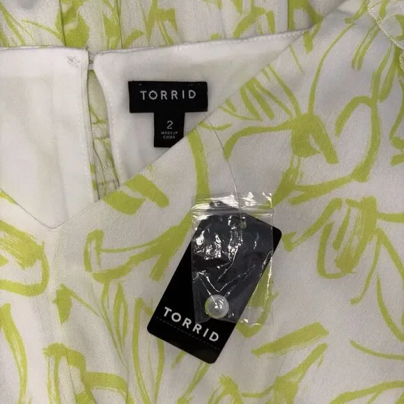 Torrid Neon Yellow Floral Skater Mini Dress With Pockets Plus Size 2 NWT - Picture 7 of 10